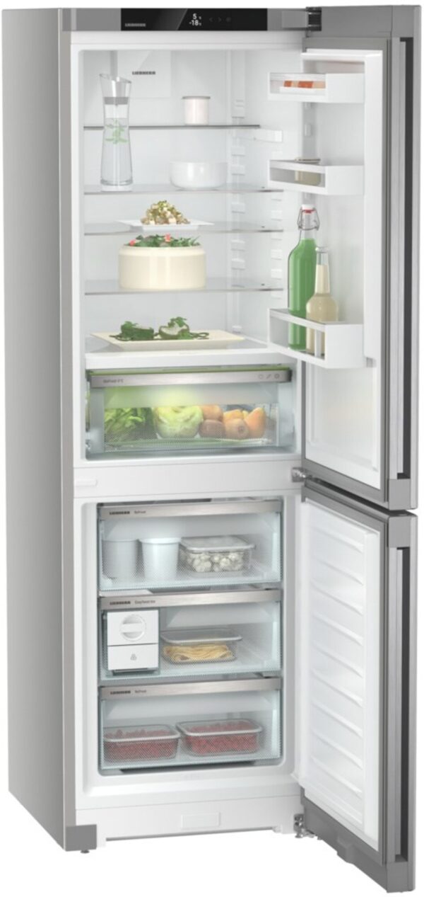 185cm Tall, 60cm Wide Frost Free Fridge Freezer In Silver - Image 6