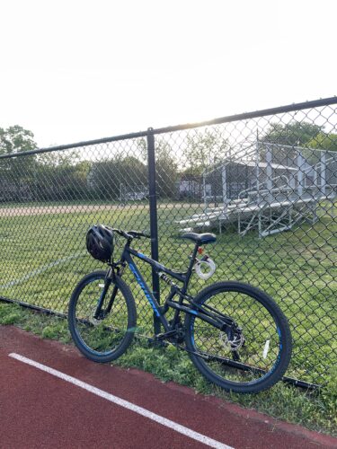 Schwinn S29 Mens Mountain Bike, 29-Inch Wheels, 18-Inch/Medium Aluminum Frame, Dual-Suspension, Mechanical Disc Brakes, Multiple Colors photo review